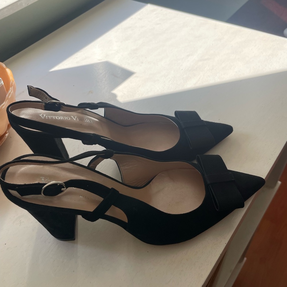 Pointed Toe Slingback w Bow Detail